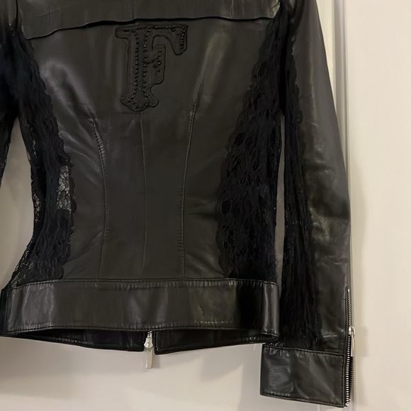 Ferre lace and leather slim
Fitting jacket - Picture 7 of 11